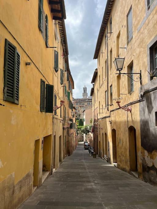 Suite19 Siena Centro Storico Luaran gambar